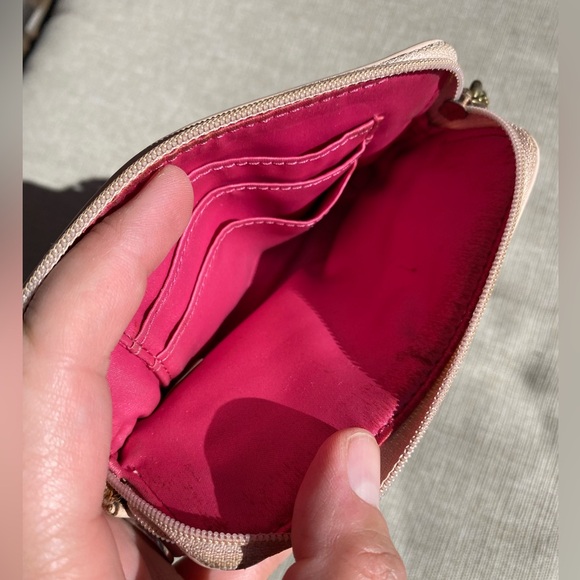 Pink Coach Wristlet  Small With Hang Tag Charm *flaw* Read Description - Picture 7 of 12